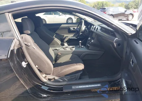 2021 Ford Mustang Gt Fastback z USA, uszkodzony, nr VIN 1FA6P8CF1M5154235